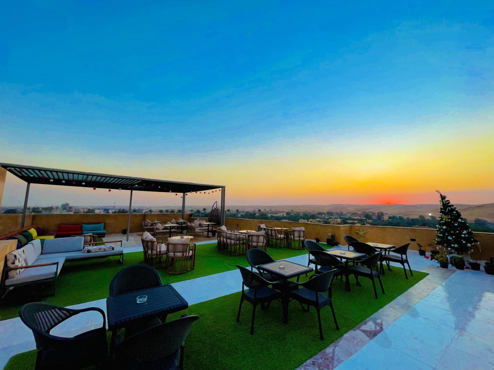 Palm Pyramids View Hotel Kafret el-Gabal Extérieur photo