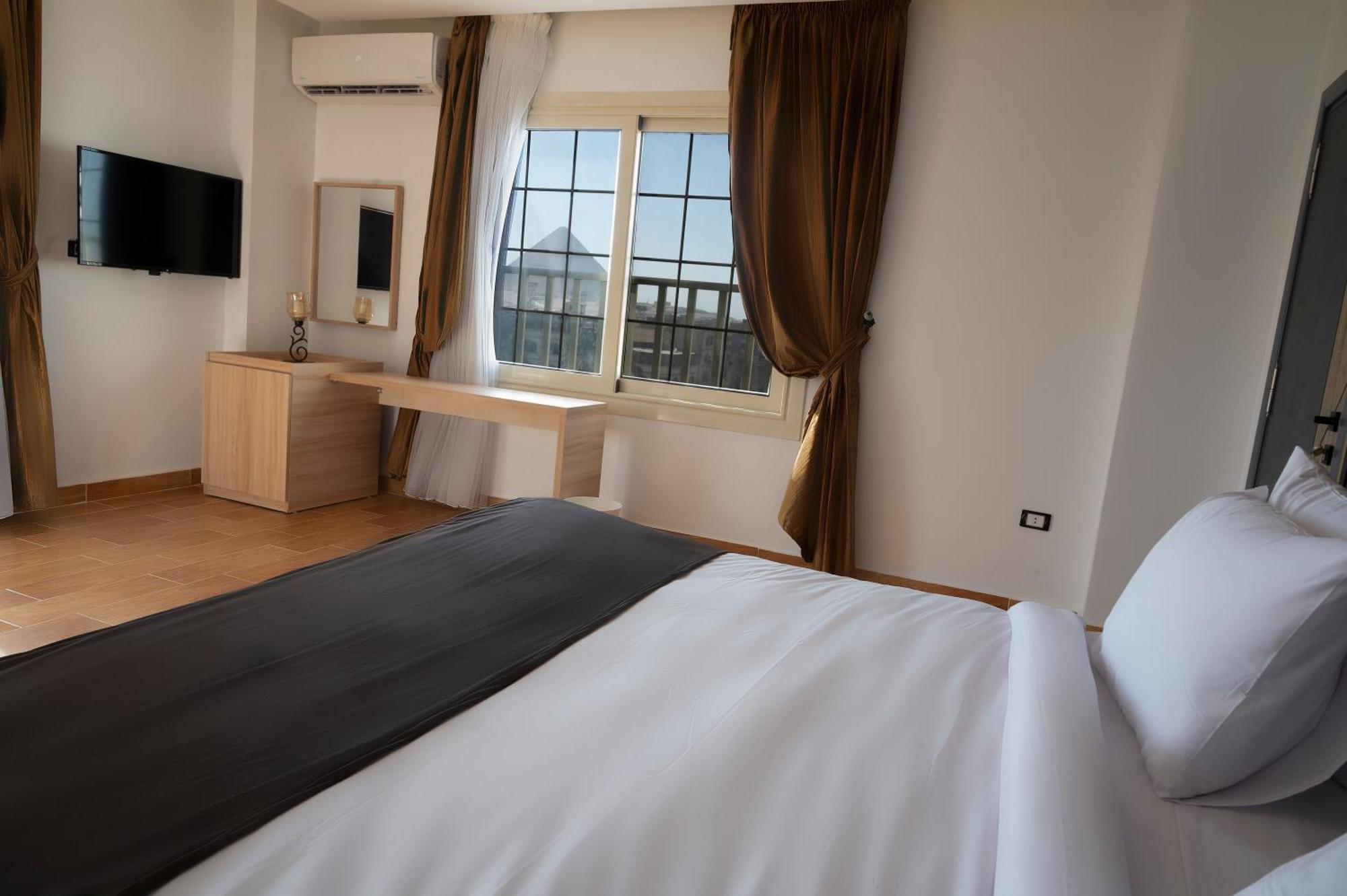 Palm Pyramids View Hotel Kafret el-Gabal Chambre photo